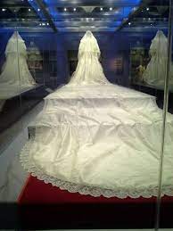 Pin By Jennifer Washburn On The Past Princess Diana Wedding Princess Diana Dresses Princess Diana