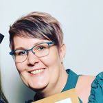 Alex Muchow's Instagram, Twitter & Facebook