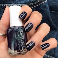 Essie Dressed To The Nineties Nail Varnish Manicure And Pedicure Nails