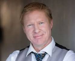 Australian and Mexican dancers pivot from screens to stage