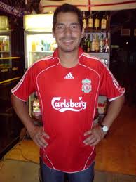 4.9 out of 5 stars 10. Liverpool Home Football Shirt 2006 2008 Sponsored By Carlsberg