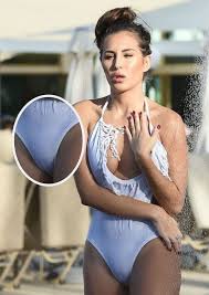 How to bring a stove flue through a roof. Celebs Who Don T Wear Underwear And Their Not So Disastrous Camel Toe Cleavage Dkoding