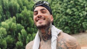 Encuentra las últimas noticias sobre mateo carvajal en canalrcn.com. Asi Se Veia Mateo Carvajal Cuando Era Mas Joven Y Tenia Menos Tatuajes