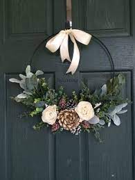 Wreaths are a great way to really brighten up your home and get it ready for the they create a modern and earthy feel to a wreath. 28 Modern Wreath Ideas Modern Wreath Wreaths Crafts