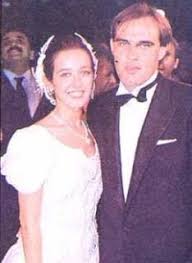 Beşiktaş başkanı yıldırım demirören'in eşi revna demirören çok tartışılacak açıklamalar yaptı. Yildirim Demiroren In Hayati Galeri Spor