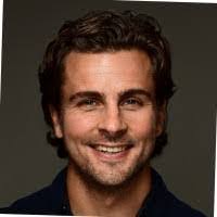 Robert Trevorrow's Instagram, Twitter & Facebook