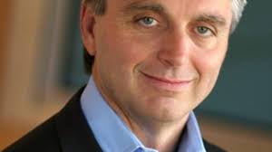 EA CEO John Riccitiello resigns