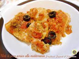 Filetti Di Pesce Persico Alla Mediterranea Pietanza Di Pesce Gustosa E Facile Ricette Frutti Di Mare Ricette Facili Ricette