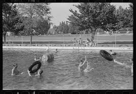 Swimming Pool Caldwell Idaho Photographer Russell Lee Date July 1941 Part Of Farm Security Administration Offic Swimming Pools Caldwell Idaho Idaho