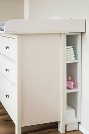 Etagere De Rangement Kraftkids Pour Table A Langer Pour Hemnes Une Solution Simple Et Grande Pour Une Utili Storage Room Shelves Baby Room Decor Changing Table