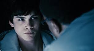 Logan Lerman ローガン・ラーマン