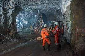 Ventilasi tambang adalah pengendalian pergerakan udara, arah dan jumlahnya untuk pengoprassian tambang bawah tanah. Tambang Bawah Tanah Underground Mine Geografi Org