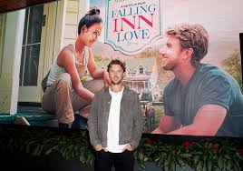 Adam demos is an australian actor. Uom5ols2f4ehhm