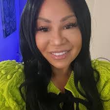 Pamela Littles's Instagram, Twitter & Facebook