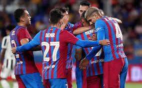 Futbol club barcelona, commonly referred to as barcelona and colloquially known as barça, is a spanish professional football club based in barcelona, spain, that competes in la liga, the top flight of spanish football. O Mesi Den Einai Pia Edw To Prwto Paixnidi Ths Mpartselona Sth Nea Epoxh Ta Nea