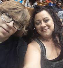 Stacy Walters (@goingcrazy72)