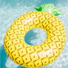 Bouee Geante Ananas En 2020 Photos Estivales Bouee Piscine Et Accessoire Plage