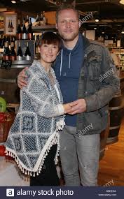 Theresa Von Tiedemann Schwanger Mit Freund Bastian Poehls Stock Photo Alamy