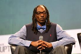 We've got everything from his latest album and movie releases, to his biography. Snoop Dogg S Casa Verde Capital Closes On 100 Million As The Cannabis Industry Bounces Back Techcrunch