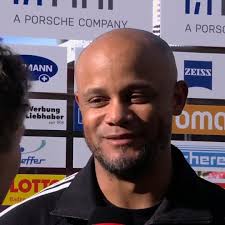It would be the first title for you as a coach" 👀 "It wouldn't be the  first title, we won the league with Burnley" ✓ Bayern Munich boss Vincent  Kompany does not