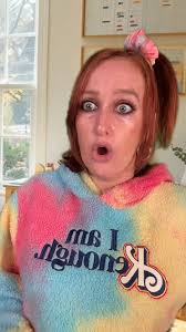 Carly is NOT your cleaner 😤