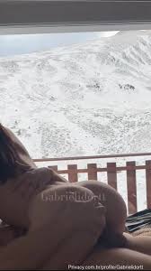 Gabrieli Dortt dando uma cavalgada sensacional no pau do parceiro - Sexo  Amador