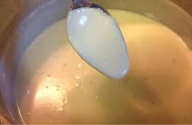 How To Make A White Sauce Bechamel Sauce Techniques Step By Step Instructions Pictures And Sauce Variations W Bechamel Bechamel Sauce White Sauce Recipes