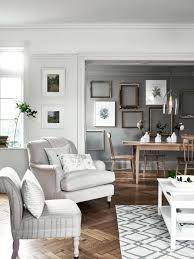 Wohnzimmer Fruhlingskollektion Stuhl Couchtisch W Haus Deko Wohnzimmer Innenarchitektur Wohnzimmer