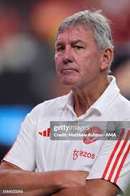 2,257 Bryan Robson Photos Stock Photos, High-Res Pictures, and Images