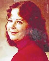 Peggy Bennington's Instagram, Twitter & Facebook