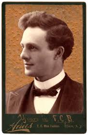 Elmer Mcfadden's Instagram, Twitter & Facebook