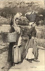 Epingle Sur Costumes Et Coiffes Des Regions De France