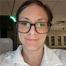 🐸 Before refrigeration, Russians kept milk fresh by dropping live brown…