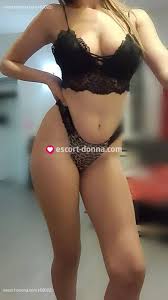 Escort Milano, Donna Ana rumena ragazza bella pulita