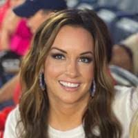 Melanie Hatcher's Instagram, Twitter & Facebook