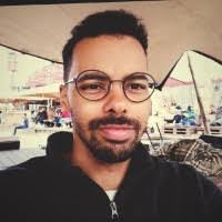 Ashley Auld's Instagram, Twitter & Facebook