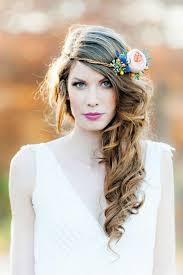 Tuto coiffure un chignon flou et boheme sur cheveux. Coiffure Simple Mariage Idees Avec Cheveux Sur Le Cote Et Semi Attaches