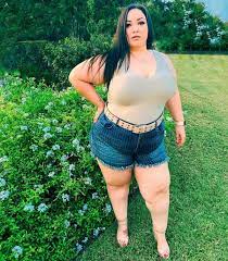 The latest tweets from @iamtriciagarcia i am ana victoria morales, a venezuelan illustrator based in luxembourg. I Am Ana Victoria Height Weight Bio Wiki Age Photo Instagram Fashionwomentop