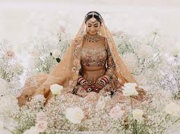 Indian Wedding Dress Guide: Tradition & Choosing Your Look