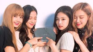 How much do you know about blackpink? Blackpink Berjaya Di As Sabet Tiga Penghargaan Di E People S Choice Awards Kalahkan Bts Tribun Jabar