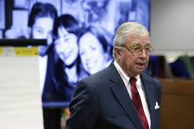 Jun 11, 2021 · robert durst was arrested in 2015 for the murder of his best friend susan berman in 2000. Robert Durst Murder Trial Defense Says He Discovered Susan Berman S Body