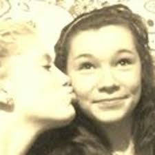 Stream Holly Moon 4 music