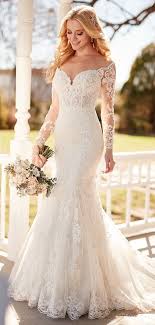 This modern and romantic mermaid wedding dress from martina liana has it all! Martina Liana Fall 2017 Wedding Dresses World Of Bridal