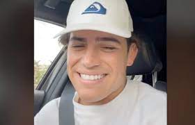 He has many followers on his social media pages, with more than 40,000 followers on his instagram and more than 920,000 followers on tiktok. Fdlodidxlnjngm