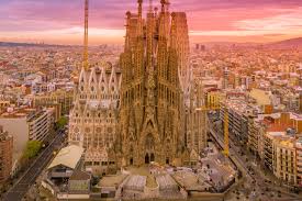 Metropolitan sagrada familia, the gym with the best sports in barcelona. La Sagrada Familia Reopens In Phases After 4 Month Lockdown