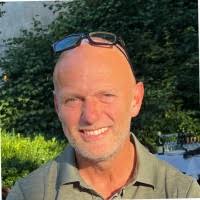 40+ "Gordon Paul" profiles