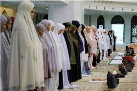 Shalat berjamaah di masjid sangat dianjurkan oleh rasulullah saw, seperti hadits beliau yang diriwayatkan dari abu musa kata udzur di sini adalah jika suara adzan di suatu masjid yang dikumandangkan tanpa pengeras suara dan kondisi lingkungan tenang. Portal Rasmi Pdt Petaling Jais Wanita Kanak Kanak Dibenar Solat Jemaah Di Masjid