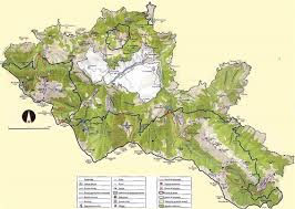 Circolo tennis con due campi in terra all'aperto e due circolo tennis appennino reggiano asd via m.l. Parchi E Punti Di Interesse Naturalistico Agriturismo Ca Del Ciuco