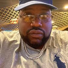 Hello postal family 👋🏾 I've been a City mail carrier (Ptf) since February  2024. Currently out