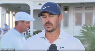 A shame, because having launched his drive into thick filth down the right of the hole, he'd powered to the front. Freedomroo Furious Brooks Koepka Continues His Feud With Bryson Dechambeau In Leaked Video At Pga Championship Australiannewsreview